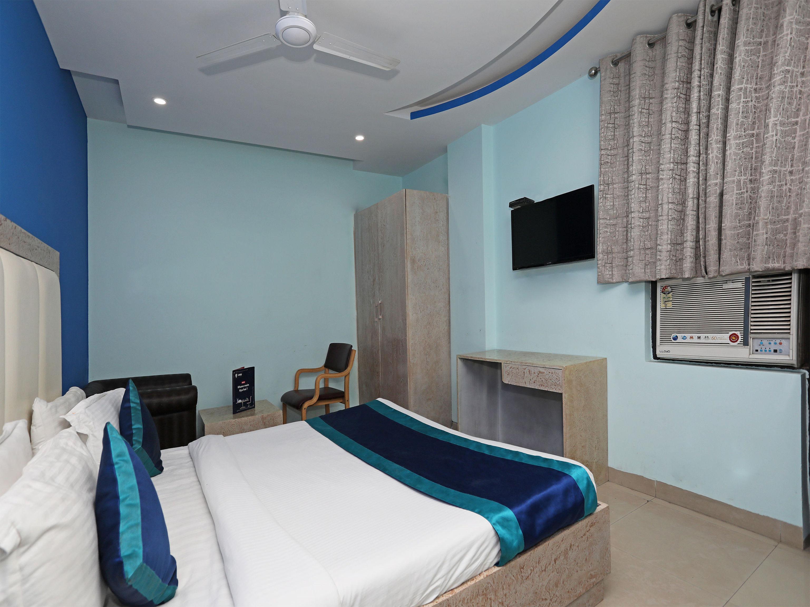 Hotel The Rts Plaza Nuova Delhi Esterno foto